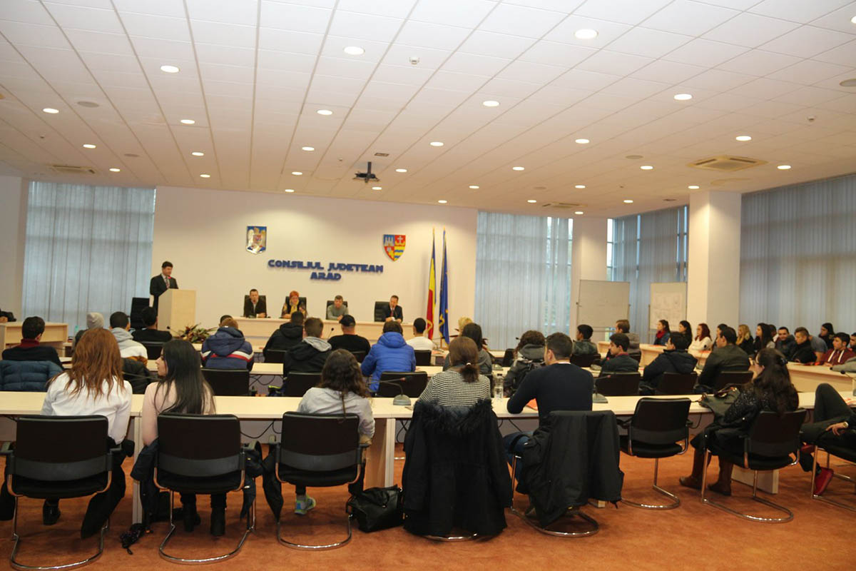 uvvg-studenti-straini-vizita-cja-arad-6