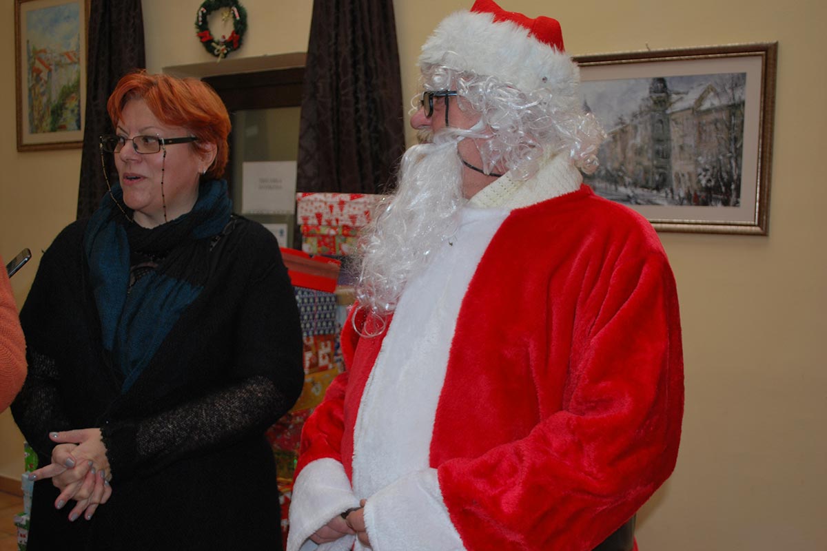 cadouri_craciun_uvvg4